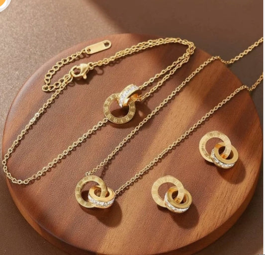 Set de Aretes y collar Vínculo